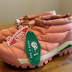 VAULT BY VANS X JOE FRESHGOODS SLIP HIKER LX UNISEX (WOMEN 7.5, WOMEN 9.0, WOMEN 12.5)
