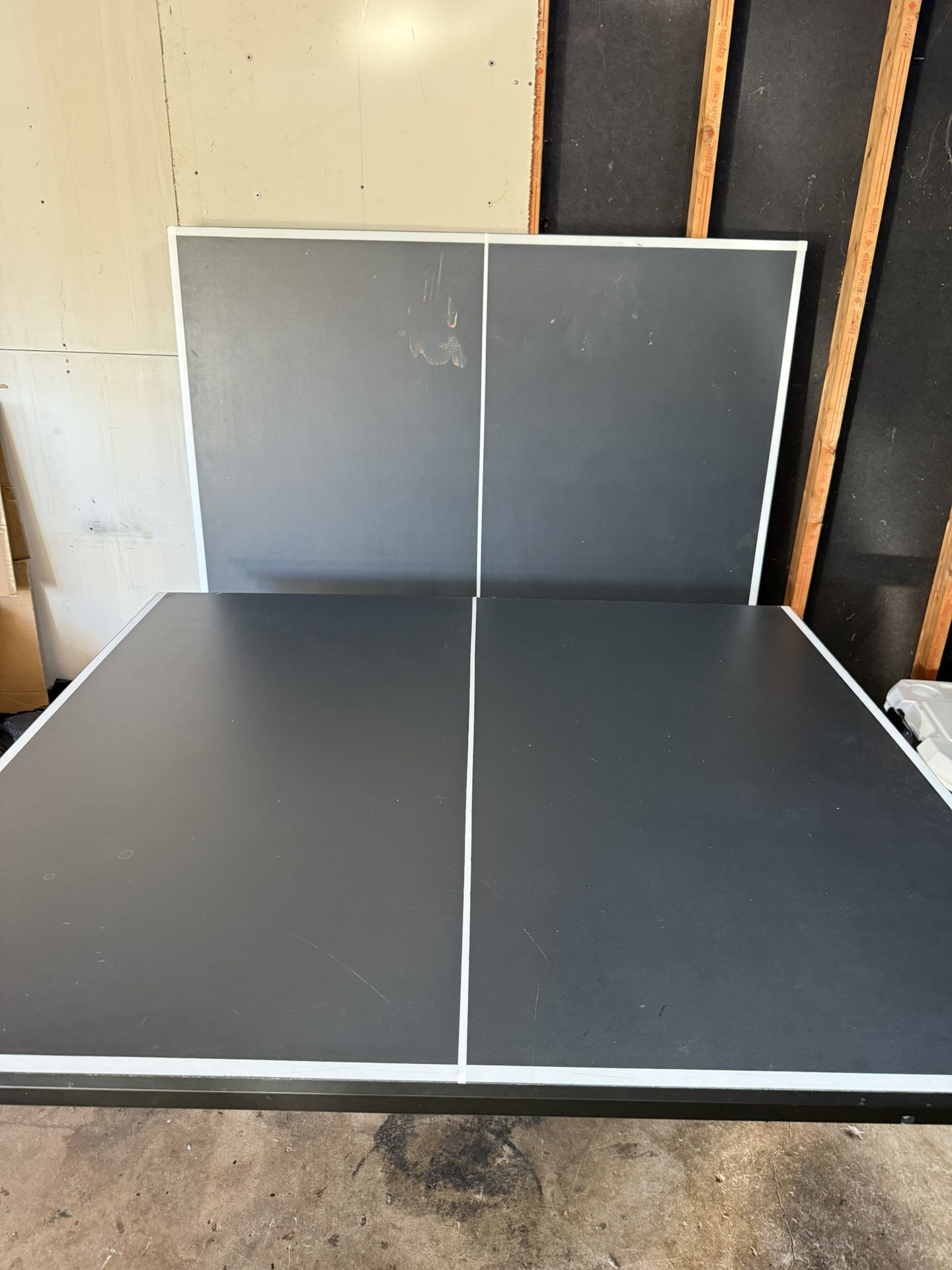 Profesional Size Ping Pong Table