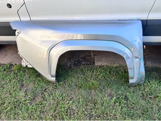 2024 to 2026 TOYOTA TACOMA BED SIDE RH