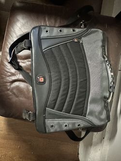 Swiss made laptop case