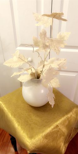 White vase & flowers