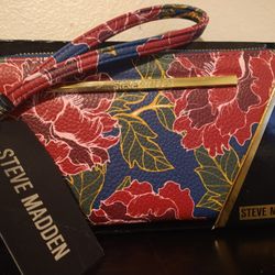 Steve Madden Wallet - Purse - Bag Wristlet, Wine