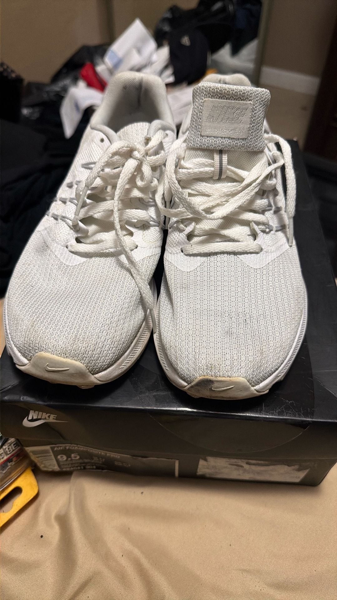 Women’s Nike Running Shoes Size 9 Women