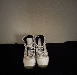 Jordan 11s