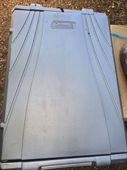 Coleman Electric Ice Chest Cooler.