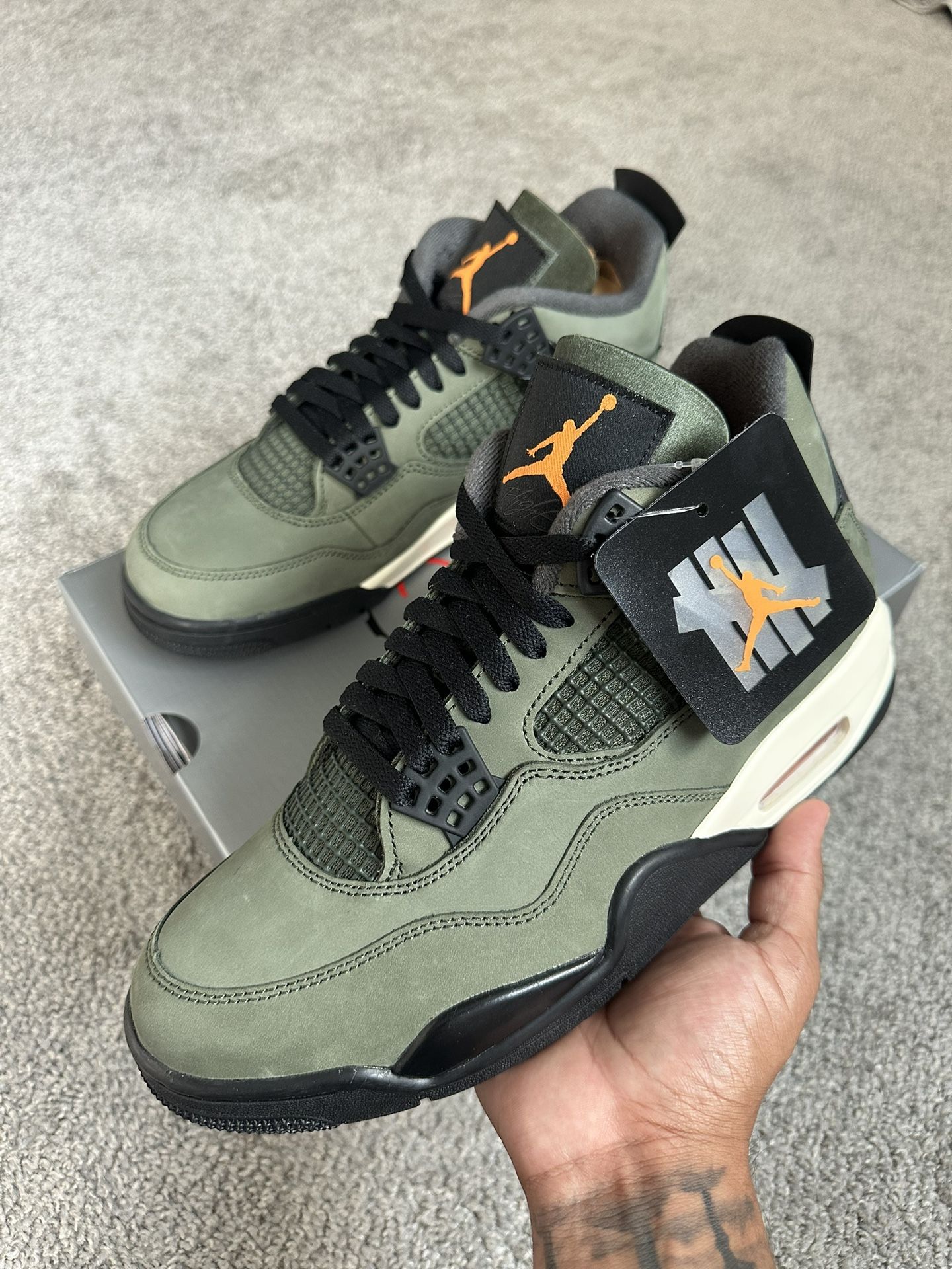 Air Jordan 4 Undefeated