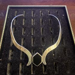 Vintage Sterling And Onyx Necklace 