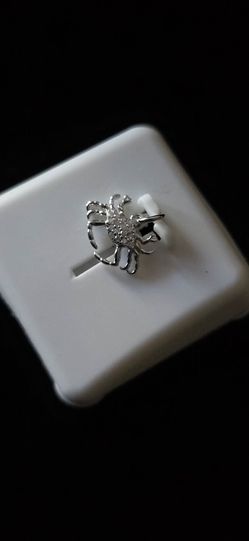 Rhodium Plated 925 Sterling Silver VVSD Moissanite "Crab/Cancer"