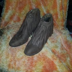 Women's Boots Size 10