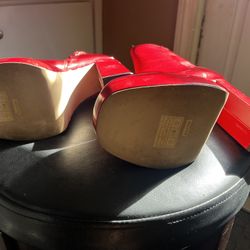 8 1/2 Woman’s Platform Heels 