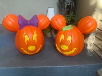 Vintage Disney Minnie and Mickey Mouse Light-Up Jack-o'-Lanterns
