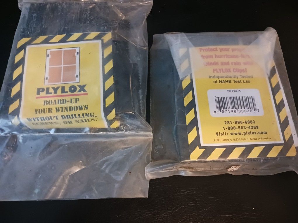 Plylox Hurricane Clips