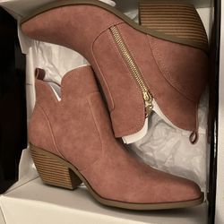 Pointy Toe Ankle Boots 