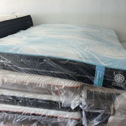 King Queen Size Tempurpedic ProAdapt,  ProBreeze,  LuxeBreeze Mattress  Pro Breeze /Luxe Adapt /Pro Adapt /Adapt /cloud /Tempur pedic contour Supreme 