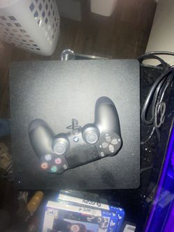 Play Station 4