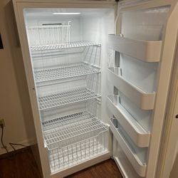 DEEP FREEZER