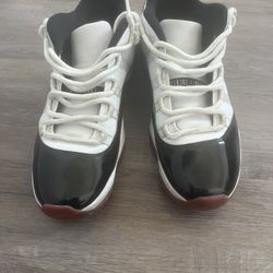 Jordan 11 Low Concord Bred