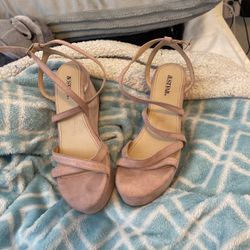 Pink High heels size7.5