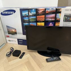 Apple TV HD + 2 Samsung TVs (40” and 26”)!