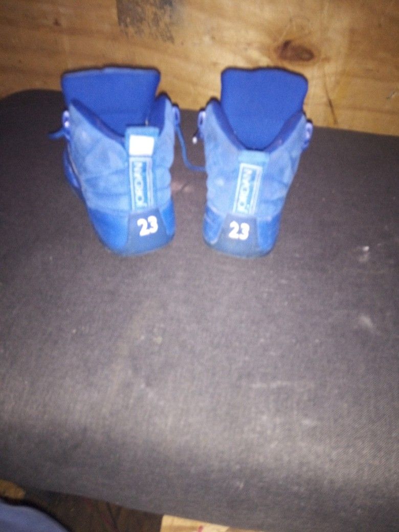 Jordans Size 5 /1/2