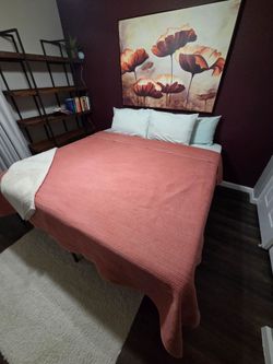 King mattress and fram