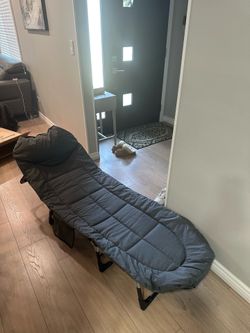 Folding bed - new!!!