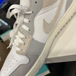 Jordan Nikes 1 Low Size 14s
