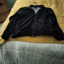 Puma Black Velour Track Jacket 🧥