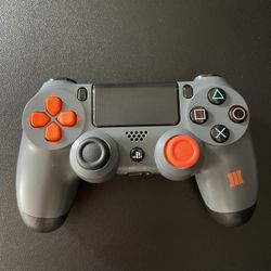 PS4 DualShock 4 Controller V1