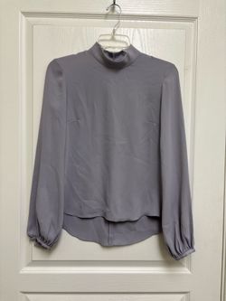 Aritzia Babaton blouse