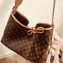 Louis Vuitton Carryall Mm Bag 