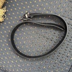 good condition genuine leathers men’s carhartt belt size 36