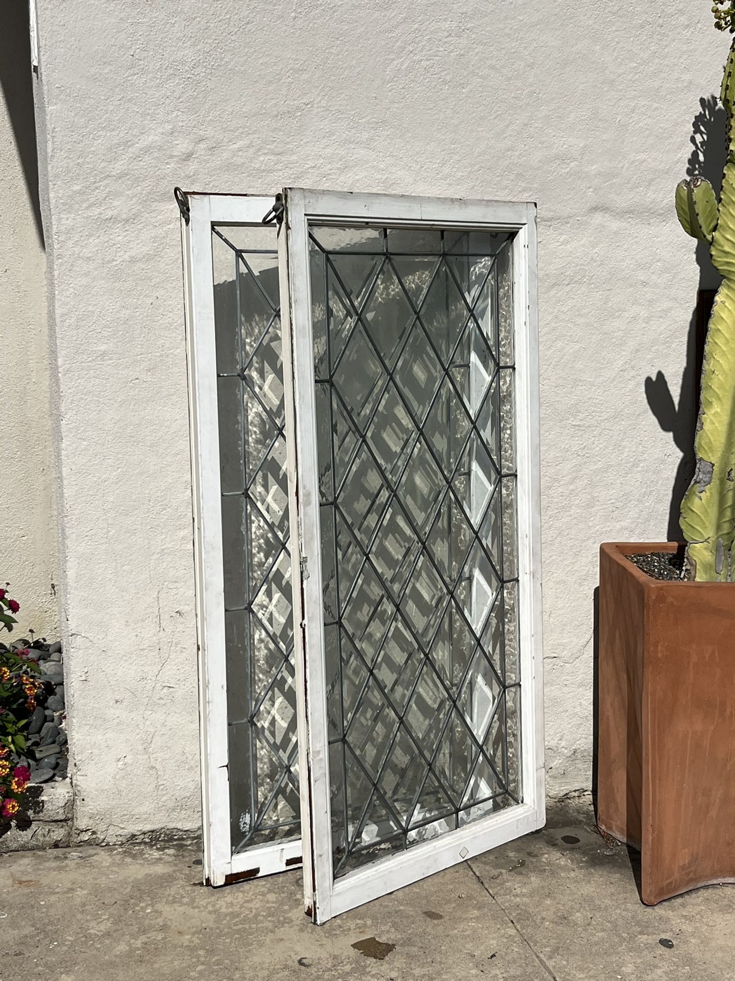 Large Decorative Diamond Leaded Glass Windows for Sale in Long Beach