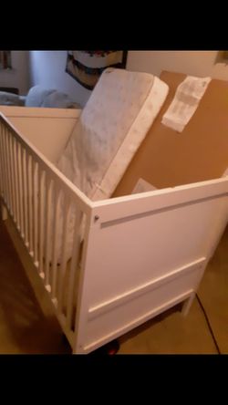 Baby crib