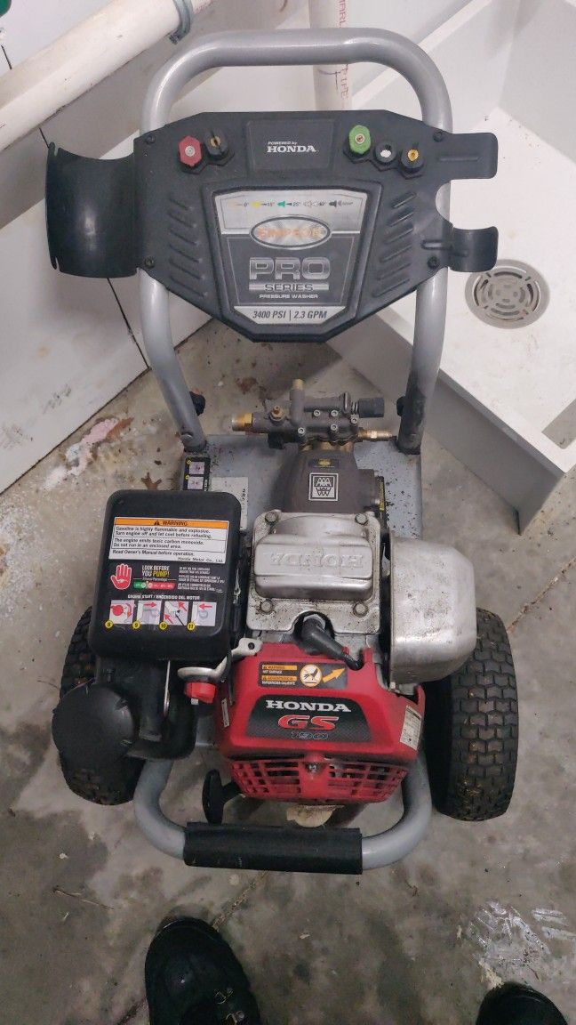 Simpson Pro Series 3400psi Pressure Washer