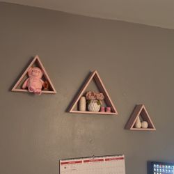 Triangle Wall Shelves 