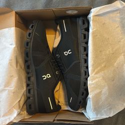 On Cloud 6 Men’s Size 13