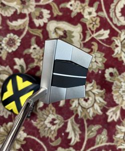 2022 Scotty Cameron Phontom 9.5 34" Putter