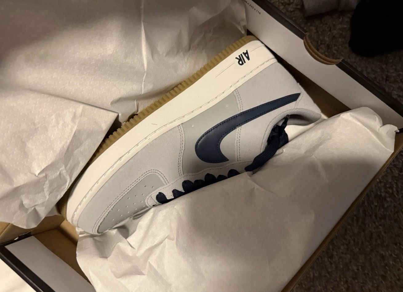 Nike Air Force 1'07 LV8 Men's Lt Smoke Grey/Armory Navy Size 9.5