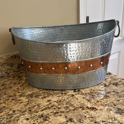 METAL AND COPPER BEVERAGE TUB
