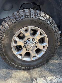 RAM 2500 wheels/tires