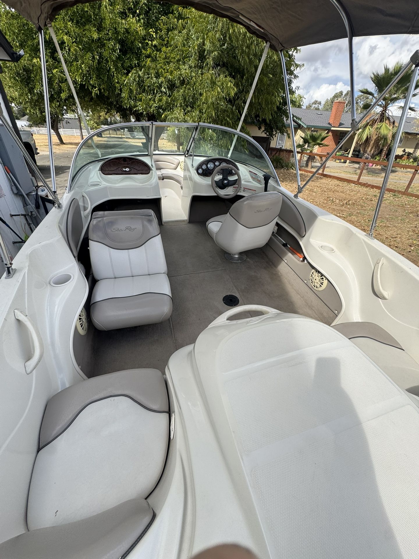 2002 Sea ray Bow rider