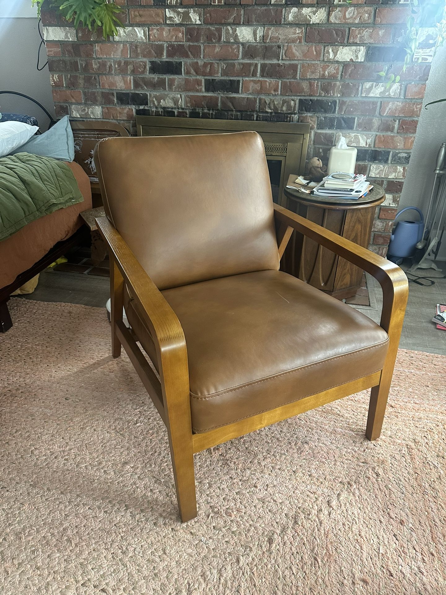 Kasala Mid Century Modern Arm Chair