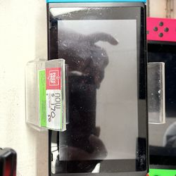 Nintendo Switch No Dock 