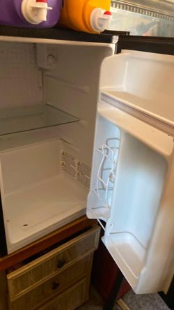 MINI FRIDGE