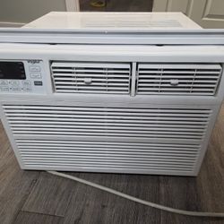 22,000 BTU whirlpool Ac Unit