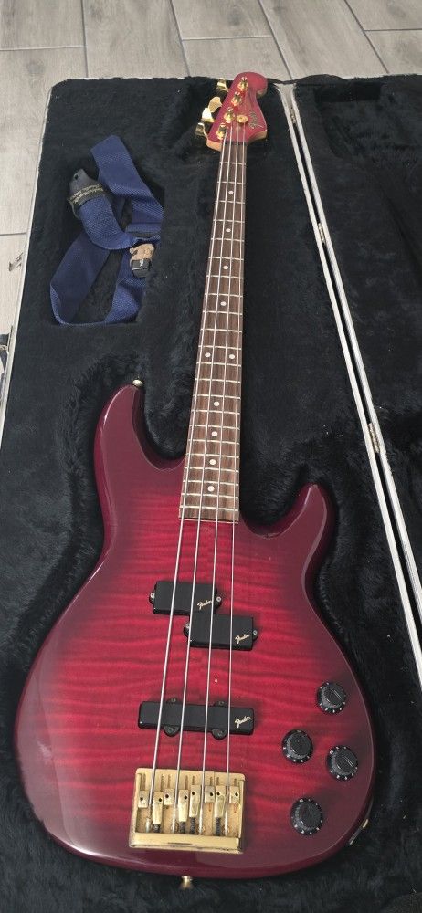 Fender Bass
