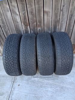 R17 Used Tire Set