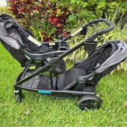 Trendsetting Stroller for Kids Secure, Cool, and Ready for Outings mind real