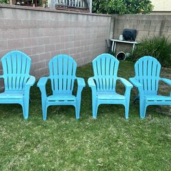 4  Patio Plastic Chairs